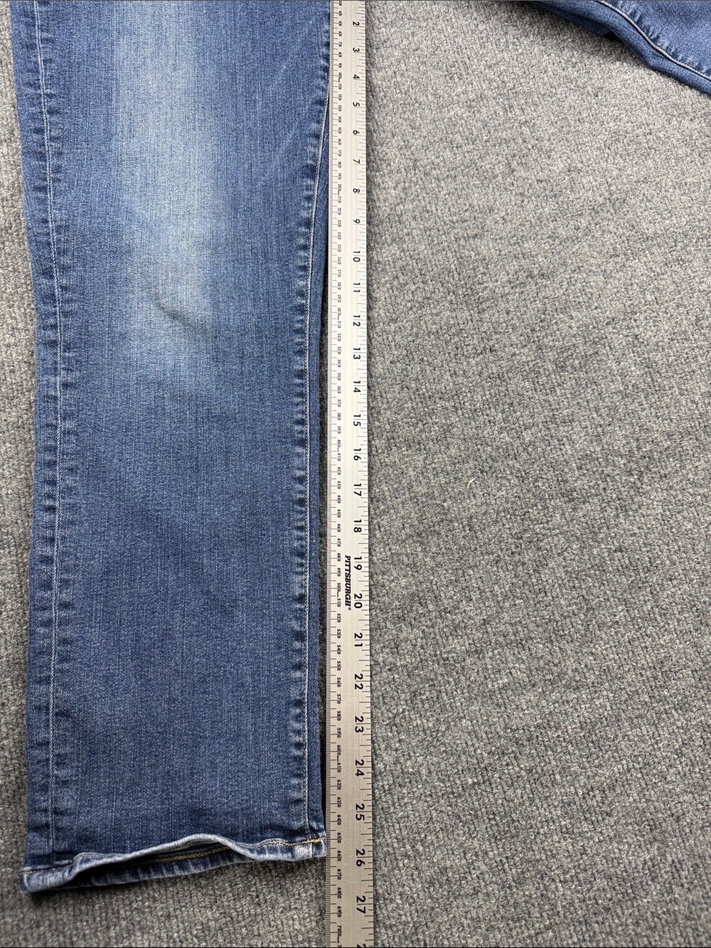 PAIGE Brigitte Mid Rise Boyfriend Cropped Dark Blue  Jeans, Size 31 - Picture 9 of 9